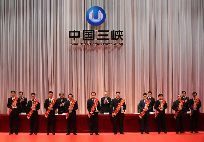 禁漫
2019年度“杰出员工”（一）高锦涛